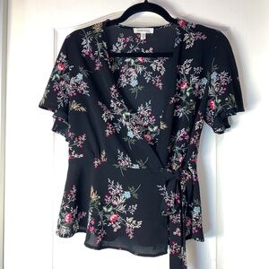 Monteau LA Black Floral Wrap Top Short Sleeve Peplum Romantic Feminine Style  M